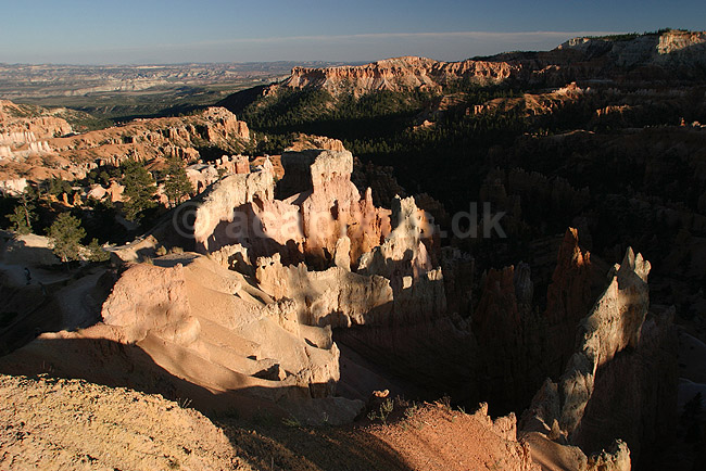 Bryce Canyon National Park. Eroderede sandstensformationer, hoodoos, i Bryce Amphitheater i Bryce Canyon National Park; ; Bryce Canyon National Park / Wyoming; USA; Nord Amerika; ; Bjerge, nationalparker, floder, sandsten, erosion