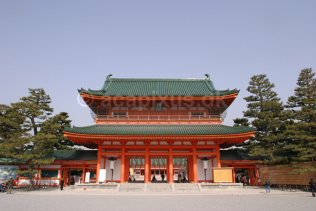 Heian-jingu Shrine. Tempelbygning ved Heian-jingu Shrine templet; ; Heian-jingu Shrine / Kyoto; Japan; Asien; ; templer, shintoisme, religion