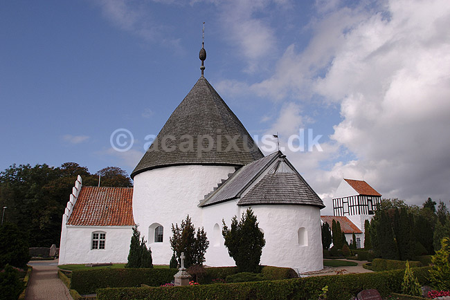 Nykirke. Nykirke - Nyker; ; Nykirke / Bornholm; Danmark; ; ; Rundkirke, rundkirker, kirke, kirker, kristendom, religion