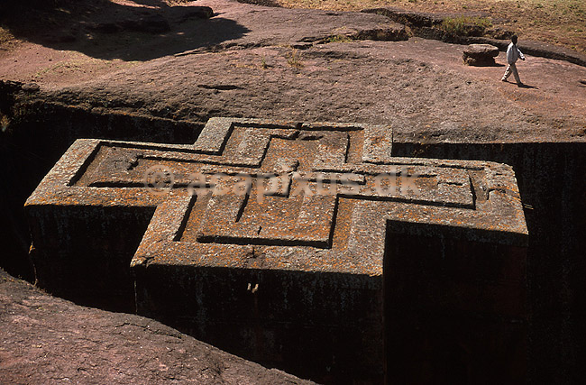 Bet Giyorgis. Den koptiske kirke Bet Giyorgis i Lalibela. Direkte udhugget i klippen; ; Lalibela; Ethiopien; Afrika; ; Kirke, kirker, kristendom, religion, koptisk, Etiopien