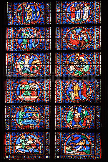Notre Dame. Glasmosaikker i Cathedrale Notre-Dame; ; Cath�drale Notre-Dame / Paris; Frankrig; ; ; Sev�rdigheder, kirke, kirker, kristendom, religion, katolsk, katolicisme, katolik, katolikker