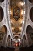 Katedral i Sorrento. Loftsmaleri og alter i Sorrento's Cathedral i Sorrento  Sorrento Italien Europa  Kirker, fiske�je