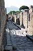 Pompeii. Gade med brosten i Pompeii  Pompeji / Pompei / Pompeii / Napoli / Campania Italien Europa  Ark�ologi, vulkaner, vulkanudbrud, pyroplastisk flow, pyroplasma, Vesuvius, Vesuv, naturkatastrofer, turistsev�rdigheder, sev�rdigheder, turisme, Romerriget, romerne, ruiner, ruinbyer
