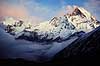 Machhapuchhre. Machhapuchhre (Fish Tail) (6993 m) set fra Annapurna Base Camp ( Scan af KOL1215 )   Annapurna Base Camp / Himalaya bjergene Nepal Asien  Bjerge, sne