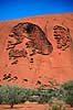 Ayers Rock. Ayers Rock Detaille fra nord�st facaden. Uluru = Ayers Rock, Kata Tjuta = The Olgas ( Scan af KOL2773 )   Uluru - Kata Tjuta NP / Northern Territory Australien Australien  Geologi, erosion