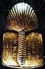 Tutankhamun. Tutankhamun's hovedmaske set bagfra p� Egyptologisk Museum i Cairo ( Scan af KOL7762 )   Cairo Egypten Afrika  guld, guldskat, guldskatte, museer, pharao, pharaoer