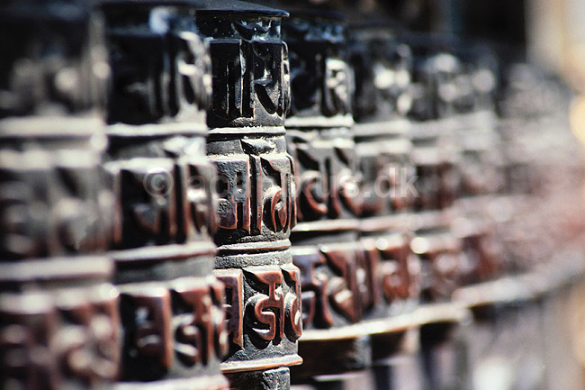 Swayambhunath. Buddhistiske bedem�ller ved Swayambhunath, Kathmandu, Nepal ( Scan af KOL1556 ) ; ; Kathmandu; Nepal; Asien; ; Buddha, buddhisme, stupa