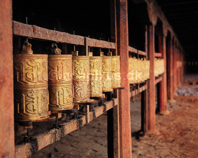 Bedem�ller. Bedem�ller - Samye klosteret ( Scan af KOL4345 ); ; Samye; Tibet ( Kina ); Asien; ; budhisme, religion