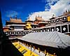 Potala paladset. Potala paladset - De gyldne tage ( Scan af KOL4400 )  Lhasa Tibet ( Kina ) Asien  Dalai Lama, budhisme, religion