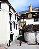 Dreprung klosteret. Dreprung klosteret - Tibetansk munke-kloster ( Scan af KOL4336 )  Lhasa Tibet ( Kina ) Asien  Kloster, budhisme, religion, klostre