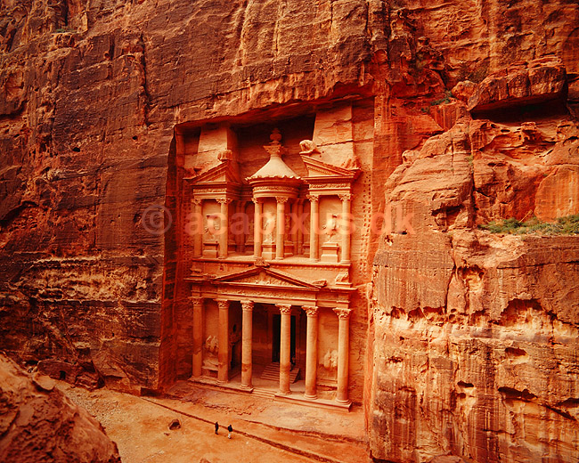 Al Khazneh. Al Khazneh (The Treasury) i Petra ( Scan af KOL5402 ); ; Petra; Jordan; Asien; ; Nabataeans, Nabataean konged�mme