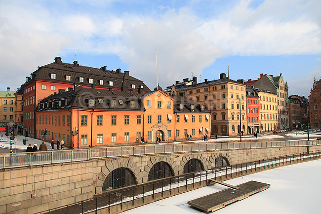 Stockholm. Munkbroleden i Gamla Stan i Stockholm; ; Stockholm; Sverige; ; ; Scandinavien, vinter, torv, torve, hovedstad, hovedst�der, storby, storbyer