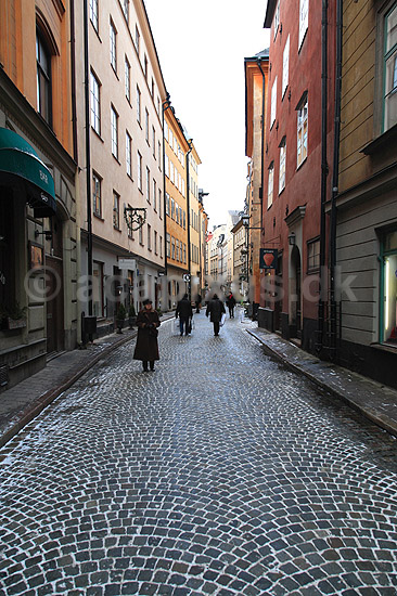 Stockholm. �sterl�nggatan i Gamla Stan i Stockholm; ; Stockholm; Sverige; ; ; Scandinavien, vinter, torv, torve, hovedstad, hovedst�der, storby, storbyer