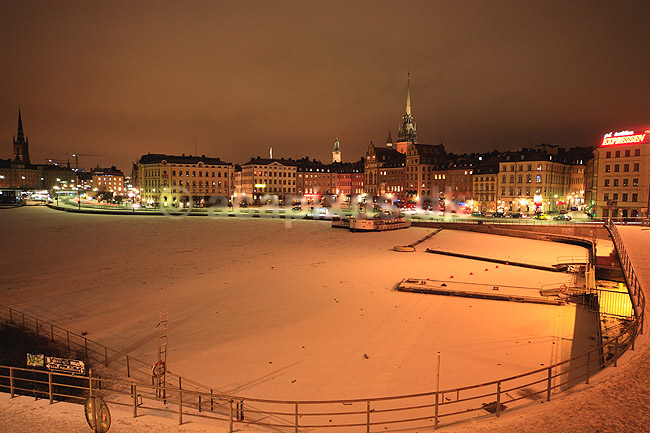 Stockholm. Gamla Stan i Stockholm; ; Stockholm; Sverige; ; ; Scandinavien, vinter, torv, torve, hovedstad, hovedst�der, storby, storbyer