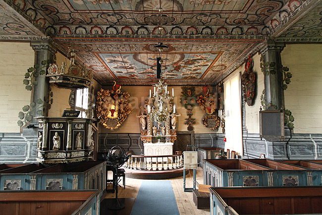 Brandstorp kirke. Kirkerummet i tr�kirke i Brandstorp i Sverige; ; Brandstorp; Sverige; ; ; Kirker, kirke, religion, kristendom