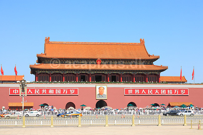 Den Forbudte By. Tian'anmen porten (Den Himmelske Freds Port) ind til Den Forbudte By i Beijing. Stadig med portr�t af Mao Zedung; ; Den Forbudte By / Beijing; Kina; ; ; Palace Museum, The Forbidden City, Det kejserlige palads, UNESCO Verdens Kulturarv, UNESCO World Heritage