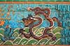Den Forbudte By. Drage figurer p� Nine Dragon Screen (Jiulongbi) i Den Forbudte By i Beijing.  Den Forbudte By / Beijing Kina   Palace Museum, The Forbidden City, Det kejserlige palads, UNESCO Verdens Kulturarv, UNESCO World Heritage