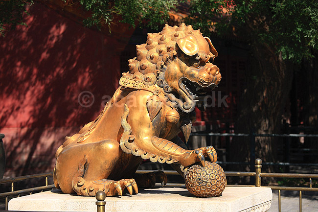 Den Forbudte By. L�vefigur i Den Forbudte By i Beijing.; ; Den Forbudte By / Beijing; Kina; ; ; Palace Museum, The Forbidden City, Det kejserlige palads, UNESCO Verdens Kulturarv, UNESCO World Heritage