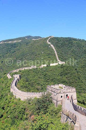 Kinesiske Mur. Den Kinesiske Mur ved Badaling, det bedst bevarede stykke af muren; ; Kinesiske Mur / Badaling; Kina; ; ; turistsev�rdigheder, turisme, Den Store Mur, The Great Wall, UNESCO World Heritage, UNESCO Verdens Arv, beskyttelse, invasion, forsvar, forsvarsmur