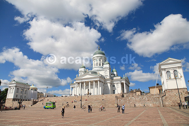 Helsinki domkirke. Helsinki domkirke, Helsinki Cathedral, Helsingin tuomiokirkko, Suurkirkko (Finnish),  Helsingfors domkyrka, Storkyrkan (Swedish); ; Helsinki; Finland; ; ; Domkirker, kristendom, kirke, kirker, St. Nicholas' Church, St. Nicholas' Kirke
