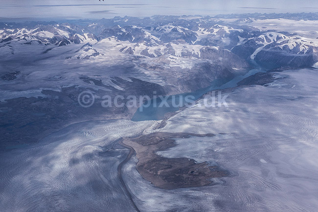 Gr�nland. Gr�nland med indlandsis og fjorde set fra indenrigsfly imellem Nuuk og Kangerlussuaq; ; ; Gr�nland; ; ; 
