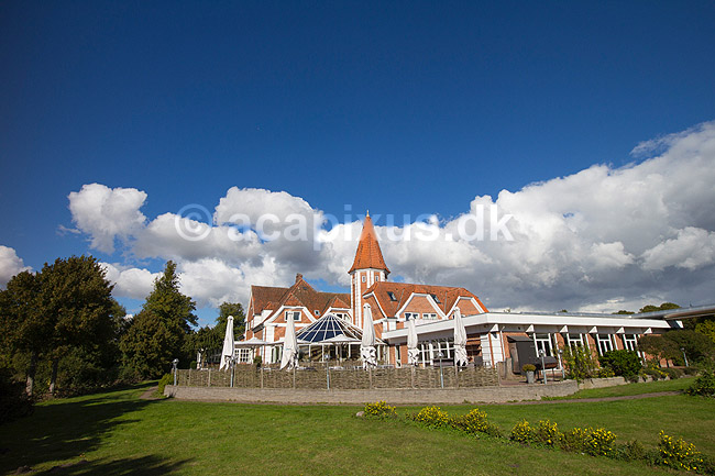Hotel S�rup Herregaard. Hovedbygningen p� S�rup Herregaard syd for Ringsted; ; Ringsted / Sj�lland; Danmark; ; ; Hoteller, herreg�rde, slotshotel, slotshoteller, kursuscenter, konferencecenter