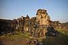 Angkor Wat. Angkor Wat templet i Angkor Archeological Park, World Heritage Site, bygget i 12e �rhundrede af Suryavarman II  Angkor Archeological Park / Siem Reap Cambodia   Angkor Wat, Templer, Khmer riget