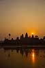 Angkor Wat. Angkor Wat templet ved solopgang i Angkor Archeological Park, World Heritage Site, bygget i 12e �rhundrede af Suryavarman II  Angkor Archeological Park / Siem Reap Cambodia   Angkor Wat, Templer, Khmer riget
