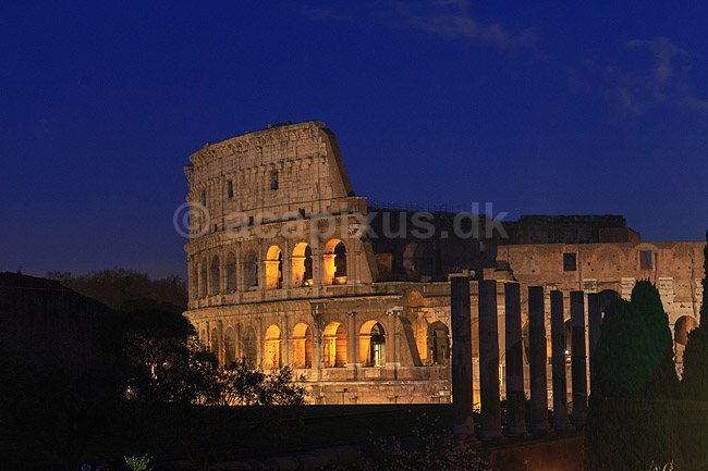 Colosseum. Colosseum i Rom; ; Rom; Italien; ; Sev�rdigheder; romerriget, gladiatorkampe, turistsev�rdigheder, teatre, Colosseo, Colloseum