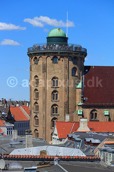 R�ndet�rn. Rundet�rn set fra Posthuscafeen; ; K�benhavn; Danmark; ; Sev�rdigheder; turisme, Wonderful Copenhagen