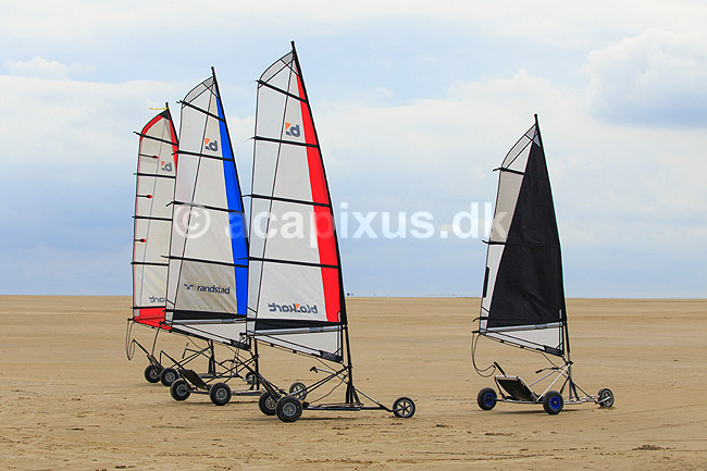 R�m�. Strandsejler p� S�nderstrand p� R�m� - en af Danmarks bredeste sandstrande; ; R�m�; Danmark; ; ; blokarts