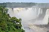 Iguazu vandfaldene. Iguazu vandfald med Garganta del Diablo bagerst set fra den Brasilianske side af vandfaldene  Iguazu Brasilien Sydamerika  Vandfald, The Iguazu Falls, Iguaz� Falls, Iguassu Falls, Igua�u Falls, Cataratas del Iguaz�, Cataratas do Igua�u 