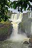 Iguazu vandfaldene. Salto san Martin ved Iguazu vandfaldene - set fra den Argentinske side af vandfaldene  Iguazu Argentina Sydamerika  Vandfald, The Iguazu Falls, Iguaz� Falls, Iguassu Falls, Igua�u Falls, Cataratas del Iguaz�, Cataratas do Igua�u 