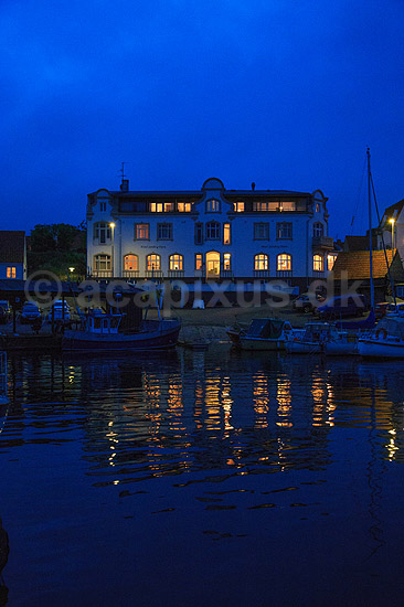 Sandvig. Aftenstemning p� Sandvig Havn; ; Sandvig / Bornholm; Danmark; ; ; Stemninger, tusm�rke