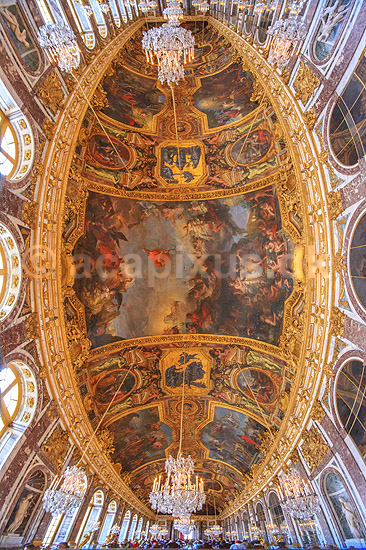 Versailles. Malerier i loftet i spejlsalen i Versailles (Hall of Mirrors, Grande Galerie, Galerie des Glaces); ; Chateau de Versailles / Paris; Frankrig; ; ; Sev�rdigheder