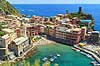 Cinque Terre. Vernazza, den n�st nordligste af de 5 Cinque Terre byer  Vernazza / Parco Nazionale delle Cinque Terre / Ligurien Italien   Liguria, turisme, sightseeing
