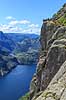 Preikestolen. Fjeldvandrere p� Preikestolen over Lysefjorden  Preikestolen / Forsand / Stavanger Norge   Vandring, vandretur, fjeldvandring, Pulpit Rock, turisme
