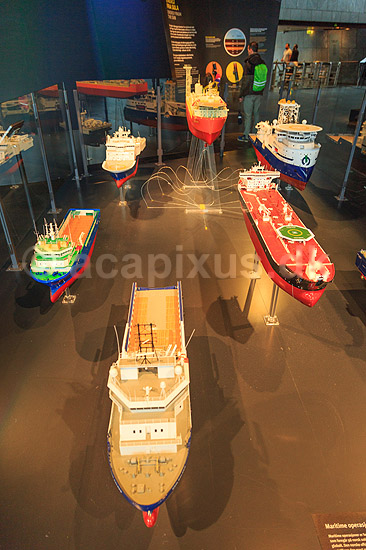 Norsk Oliemuseum. Olie eksplorations skibe og boreplatforme p� det Norske Oliemuseum i Stavanger; ; Stavanger; Norge; ; ; Olieudvinding, olieindustri