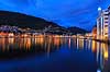 Bergen. Bryggen og havnen i Bergen i skumringen  Bergen Norge   Turisme, sev�rdigheder