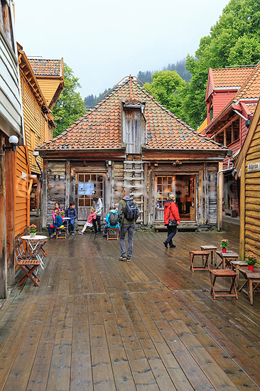 Bergen. Bellg�rden p� Bryggen i Bergen; ; Bryggen / Bergen; Norge; ; ; Turisme, sev�rdigheder, Hansestaderne, Hanseaterne, Hanseater, handel