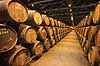 Portvin. Portvin lagres til Tawny Port p� egetr�sfade i vink�lderen hos producenten Taylor's  Vila Nova de Gaia / Porto Portugal   Vin, vine, drikkevarer, vinproduktion, lagring, Taylors