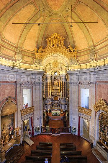 Igreja do Carmo. Kirkerummet i kirken Igreja do Carmo i Porto; ; Porto; Portugal; ; ; Kirker, kristendom