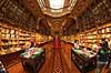Livraria Lello. Trappen i Livraria Lello, som har givet inspiration til trapperne p� Hogwarts i Harry Potter filmene  Porto Portugal   B�ger, boghandel, boghandlere, r�d, trapper, design, Art Deco
