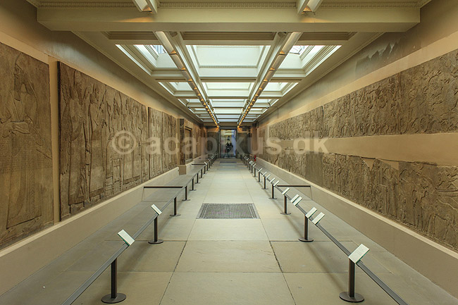 British Museum. Friser fra Nimrud i Assyrien udstillet p� British Museum; ; The British Museum / London; England; ; sev�rdigheder; ark�ologi, Assyrien, Iraq, Irak; Nemrud