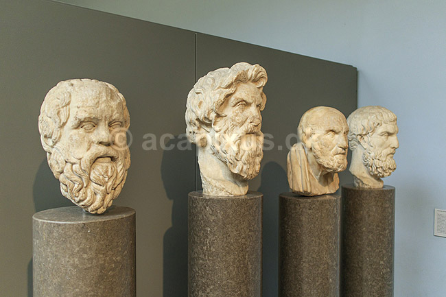 Filosoffer. Buster af filosofferne Sokrates (469-399 f.k.), Antisthenes (ca 450-370 f.k.), Chrysippos (ca 281-208 f.k.) og Apikouros (342-271 f.k.); ; The British Museum / London; England; ; sev�rdigheder; Philosophi, filosofi, philosofi, philosoph, filosof
