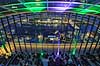 Sky Garden i London. Udsigt over Themsen og London fra Sky Garden p� toppen af The Fenchurch Building (The Walkie-Talkie) i London  Sky Garden / London England  sev�rdigheder barer, bar, restaurant, restauranter