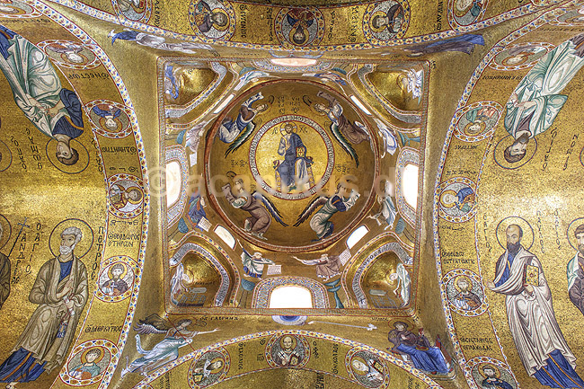 Santa Maria dell Ammiraglio. Gyldne mosaikker udsmyller kirken Church of St. Mary of the Admiral, ogs� kaldet Martorana, i Palermo; ; Palermo / Sicilien; Italien; ; sev�rdigheder; Kirker, kristendom, religion, katolsk