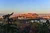 Akropolis. Udsigt over Akropolis med Parthenon templet (Pallas Athenes tempel) og Erechtheion templet (Temple of Athena Polias) set fra Philopappos Hill  Akropolis / Athen Gr�kenland  Sev�rdigheder Hovedstad, hovedst�der, storbyer, Hellas, Acropolis, templer