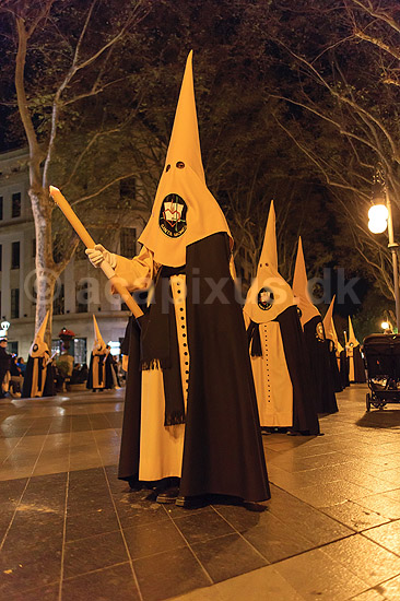 P�skeprocession i Palma de Mallorca. P�ske procession p� Passeig del Born i Palma de Mallorca under La Semana Santas (den hellige uge); ; Palma de Mallorca; Spanien; ; Sev�rdigheder; Kristendom, katolsk, religion, p�sken