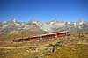 Matterhorn. Bjergbanen Gornergratbahn n�rmer sig endestationen Gornergrat  Gornergrat / Zermatt Schweiz   Alperne, bjerglandskab, Alpelandskab, bjergvandring, Togbaner, transport, eltog, elektrisk tog